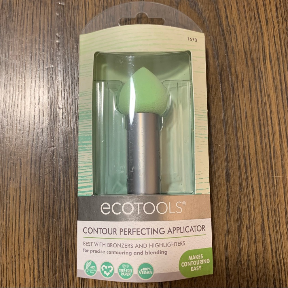 EcoTools Cruelty Free Contour Perfecting Applicator Cheekbone Blush Makeup Brush